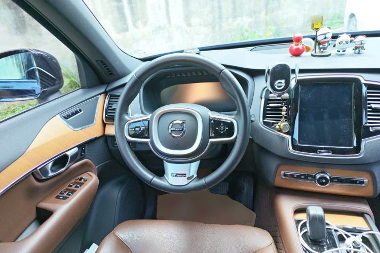 Used Volvo XC90 2022 B6 Zhiyi Luxury Edition 7-Seater Steering Wheel