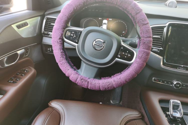 Used Volvo XC90 2022 B6 Zhiya Luxury 7-Seater Steering Wheel