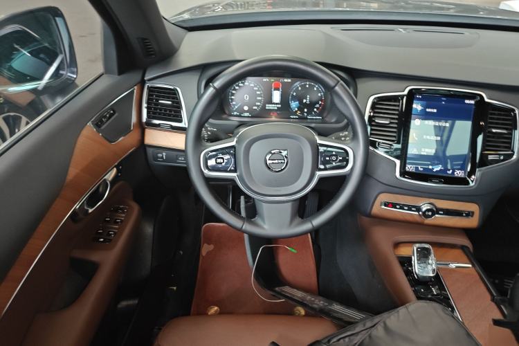Used Volvo XC90 2022 B6 Zhiyi Luxury Edition 7-Seater Steering Wheel