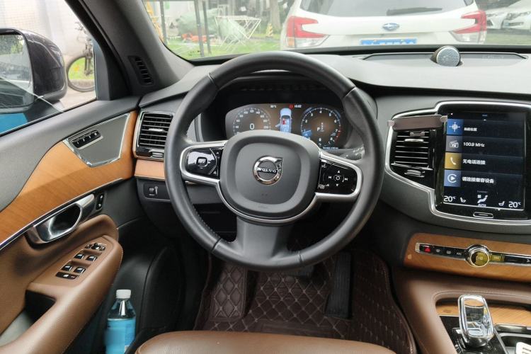 Used Volvo XC90 2022 B6 Zhiyi Luxury Edition 7-Seater Steering Wheel