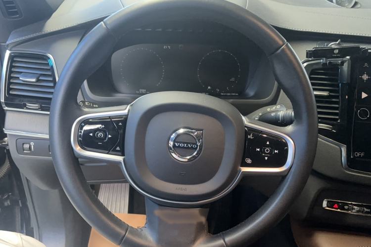 Used Volvo XC90 2022 B6 Zhiya Luxury 7-Seater Steering Wheel