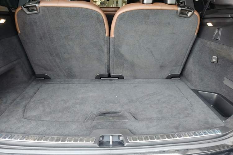 Used Volvo XC90 2022 B6 Zhiyi Luxury Edition 7-Seater Trunk
