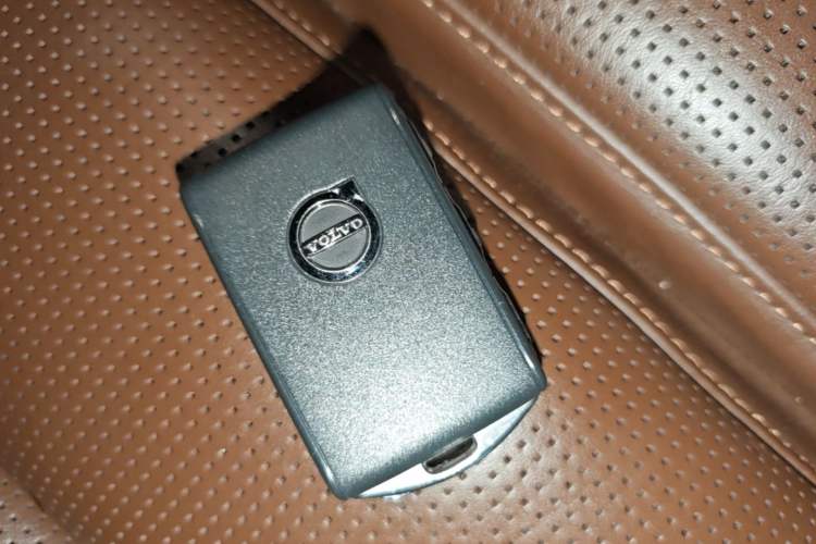Used Volvo XC90 2022 B6 Zhiya Luxury 7-Seater Vehicle Key