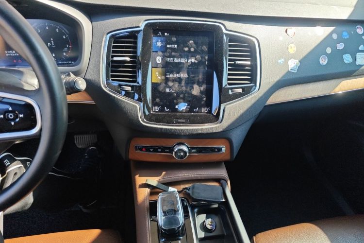 Used Volvo XC90 2022 B6 Zhiyi Luxury Edition 7-Seater Audio And AC Panel