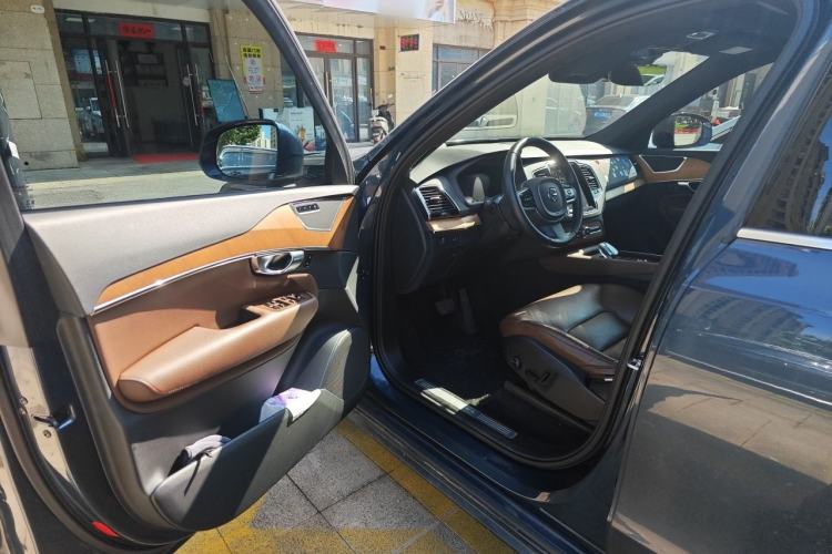 Used Volvo XC90 2022 B6 Zhiyi Luxury Edition 7-Seater Driver Seat
