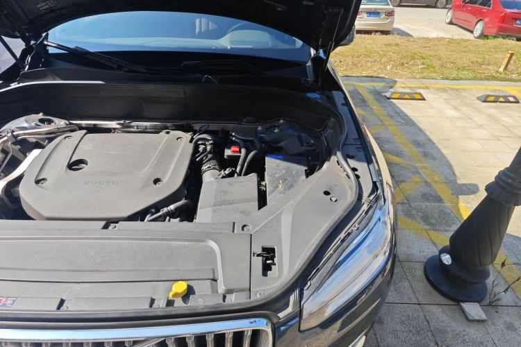 Used Volvo XC90 2022 B6 Zhiyi Luxury Edition 7-Seater Engine Bay Left