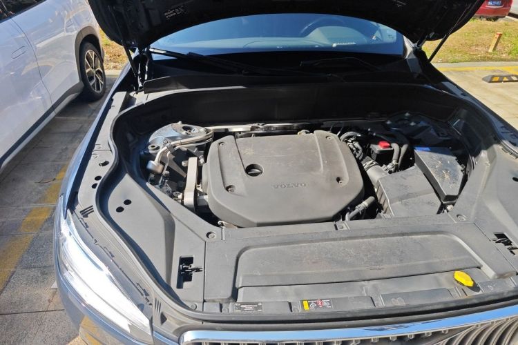 Used Volvo XC90 2022 B6 Zhiyi Luxury Edition 7-Seater Engine Bay Right