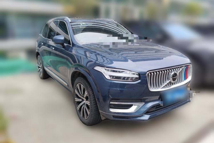 Used Volvo XC90 2022 B5 Smart Drive Luxury Edition 5 Seats Front Right 45 Deg