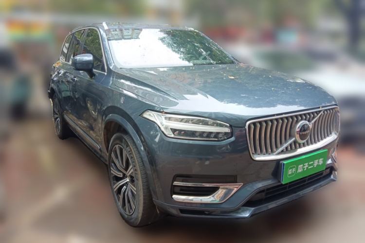 Used Volvo XC90 2022 B5 Smart Drive Luxury Edition 5 Seats Front Right 45 Deg