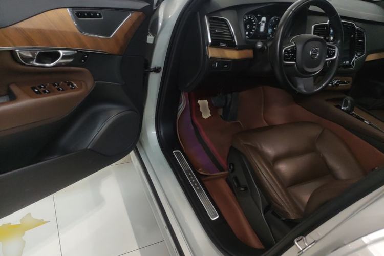 Used Volvo XC90 2022 B6 Zhiyi Luxury Edition 7-Seater Driver Seat
