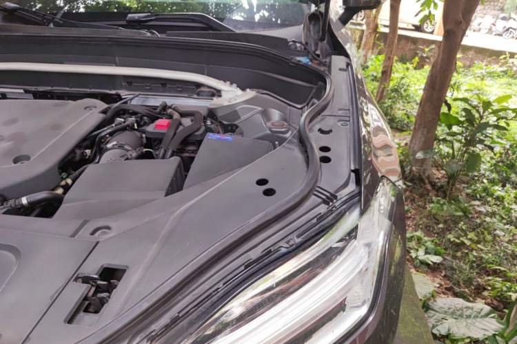 Used Volvo XC90 2022 B6 Zhiyi Sport Edition 7-Seater Engine Bay Left