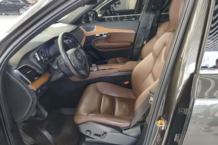 Used Volvo XC90 2022 B6 Zhiyi Luxury Edition 7-Seater Left Front Seat