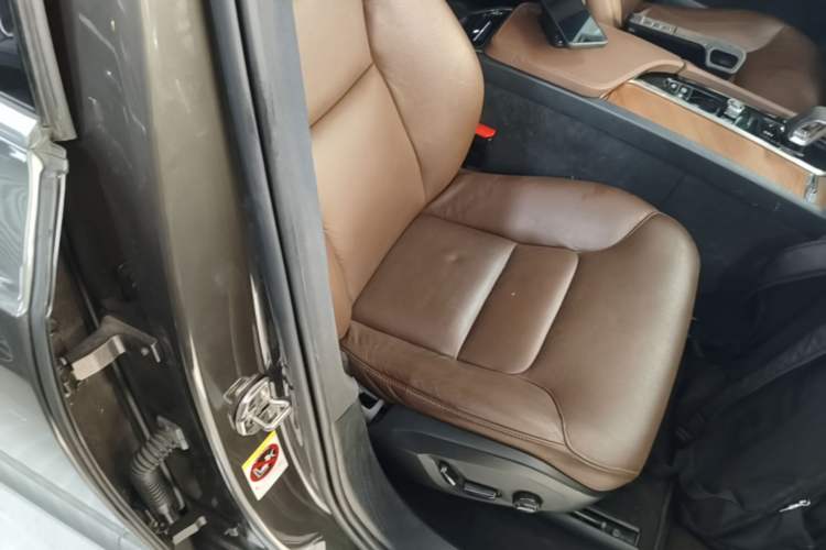 Used Volvo XC90 2022 B6 Zhiyi Luxury Edition 7-Seater Right Front Seat