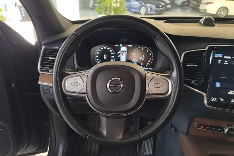 Used Volvo XC90 2022 B6 Zhiyi Luxury Edition 7-Seater Steering Wheel
