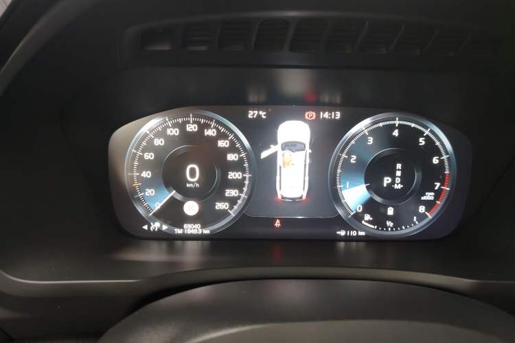 Used Volvo XC90 2022 B6 Zhiya Luxury 7-Seater Instrument Cluster