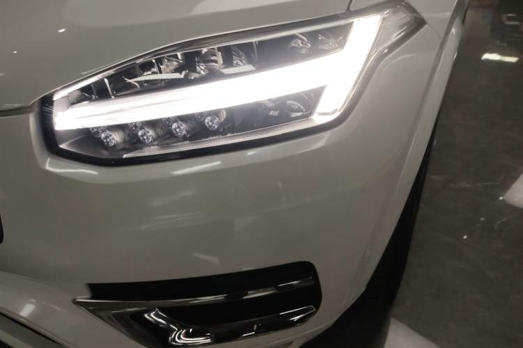Used Volvo XC90 2022 B6 Zhiya Luxury 7-Seater Left Front Headlight
