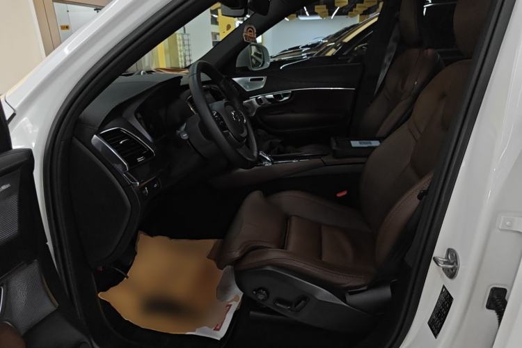 Used Volvo XC90 2022 B6 Zhiya Luxury 7-Seater Left Front Seat