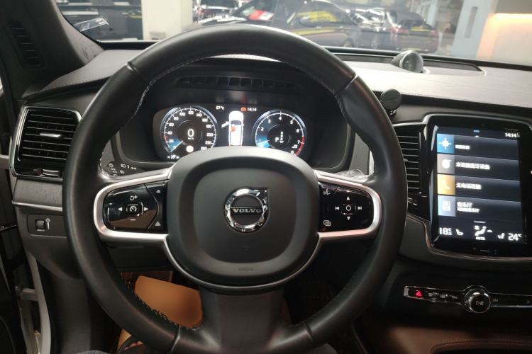 Used Volvo XC90 2022 B6 Zhiya Luxury 7-Seater Steering Wheel