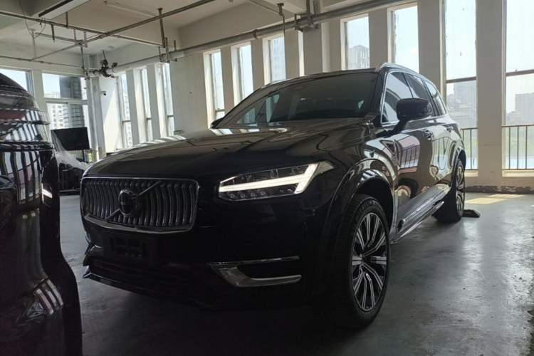 Used Volvo XC90 2023 B5 SmartDrive Luxury Edition 7 Seats Guazi used car, China used car export, Used car for sale, Used  cars, Cheapest cars for sale