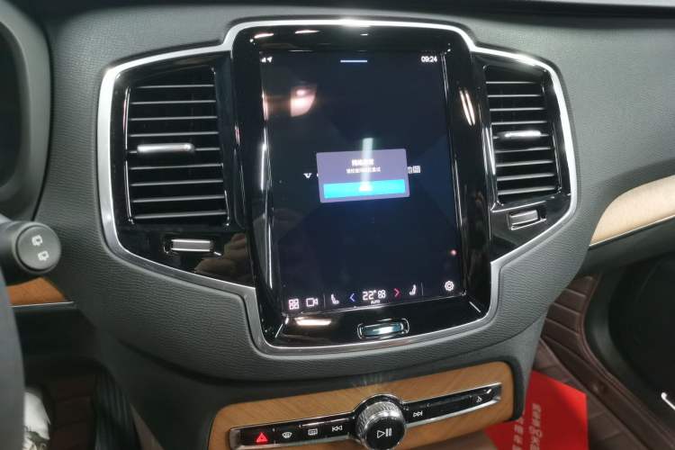 Used Volvo XC90 2023 B6 Zhiyi Luxury Edition 7-Seater Audio And AC Panel