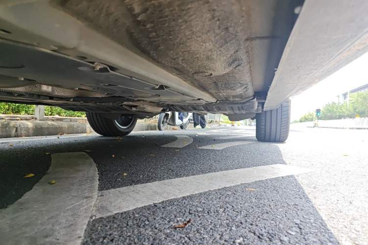 Used Volvo XC90 2023 B6 Zhiya Luxury 7-Seater Chassis Front Left