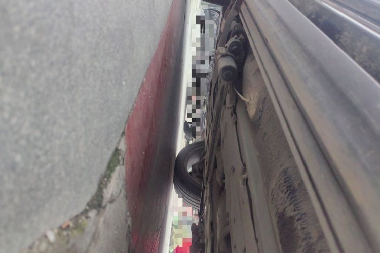 Used Volvo XC90 2023 B6 Zhiyi Luxury Edition 7-Seater Chassis Front Left