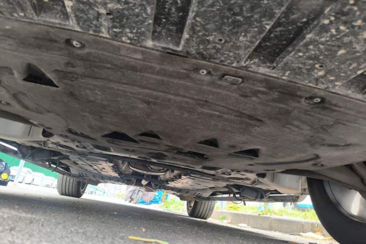 Used Volvo XC90 2023 B6 Zhiyi Luxury Edition 7-Seater Chassis Front