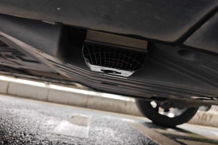 Used Volvo XC90 2023 B6 Zhiyi Luxury Edition 7-Seater Chassis Rear Left