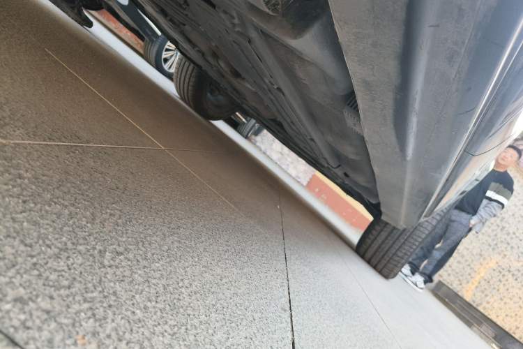 Used Volvo XC90 2023 B6 Zhiyi Luxury Edition 7-Seater Chassis Rear Right