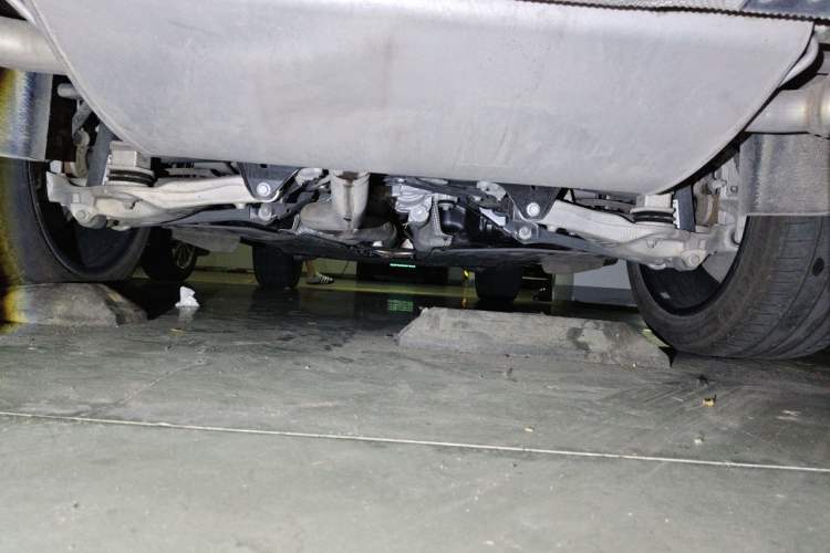 Used Volvo XC90 2023 B6 Zhiyi Luxury Edition 7-Seater Chassis Rear