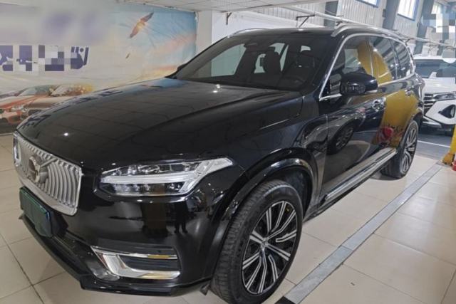 Used Volvo XC90 2023 B5 SmartDrive Luxury Edition 5 Seats