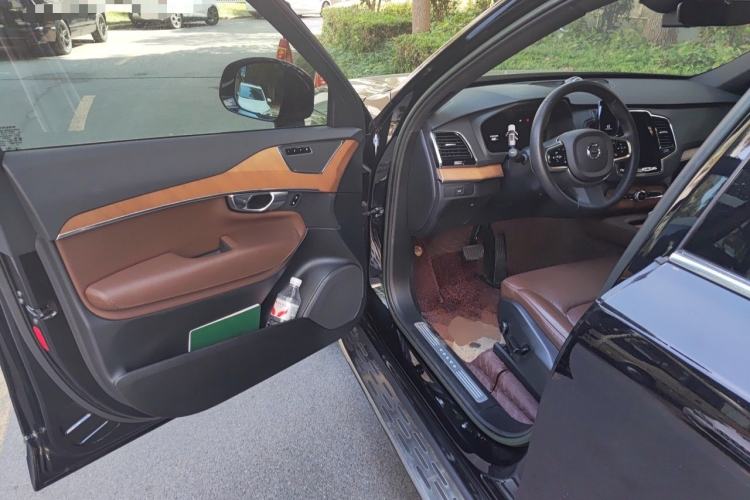 Used Volvo XC90 2023 B6 Zhiyi Luxury Edition 7-Seater Driver Seat