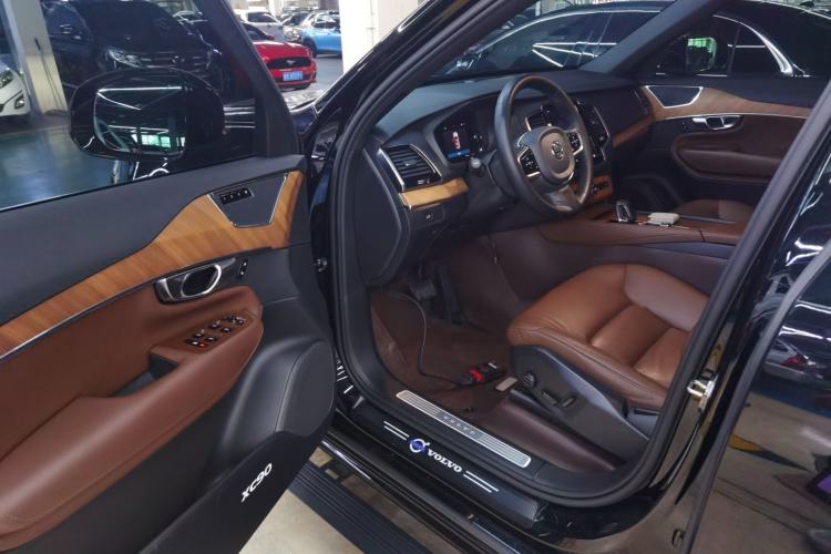 Used Volvo XC90 2023 B6 Zhiyi Luxury Edition 7-Seater Driver Seat