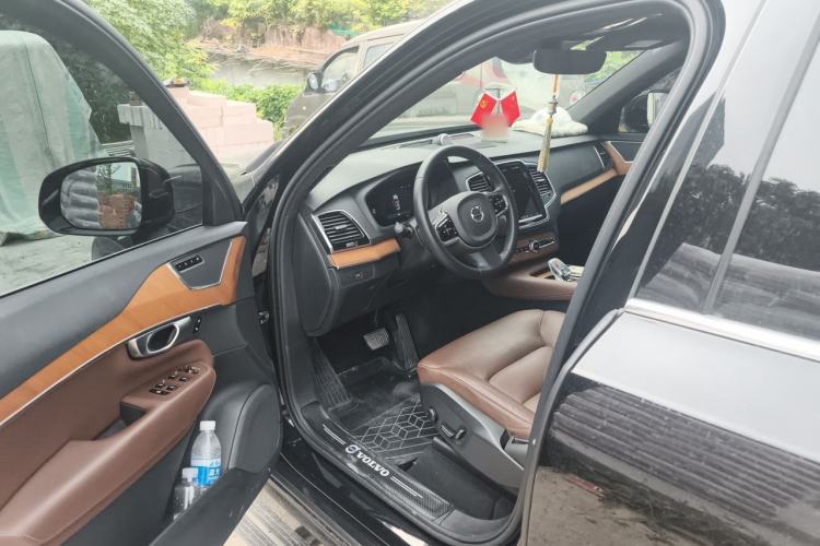 Used Volvo XC90 2023 B6 Zhiyi Luxury Edition 7-Seater Driver Seat