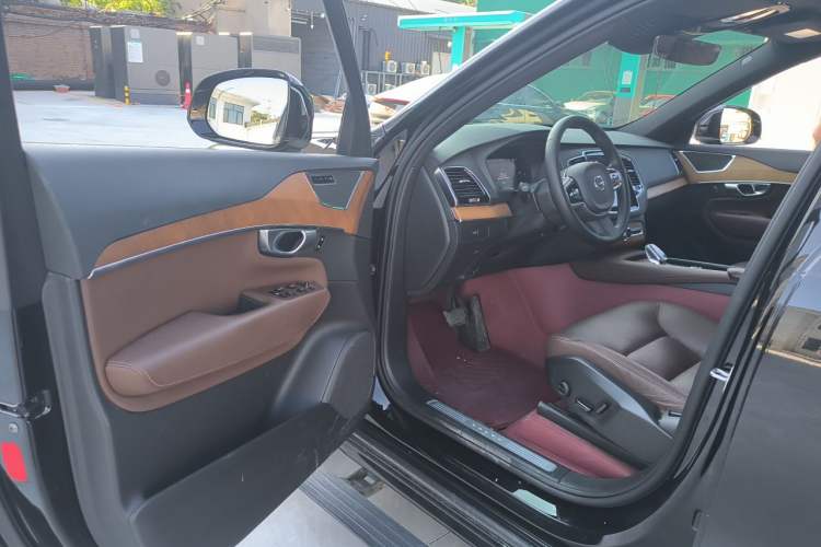 Used Volvo XC90 2023 B6 Zhiyi Luxury Edition 7-Seater Driver Seat