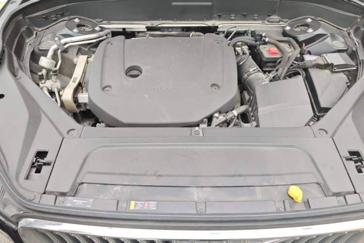 Used Volvo XC90 2023 B6 Zhiyi Luxury Edition 7-Seater Engine Bay