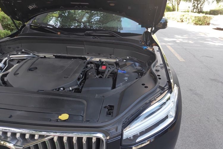 Used Volvo XC90 2023 B6 Zhiyi Luxury Edition 7-Seater Engine Bay Left