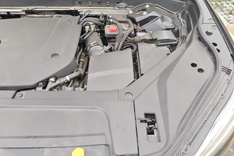 Used Volvo XC90 2023 B6 Zhiyi Luxury Edition 7-Seater Engine Bay Left