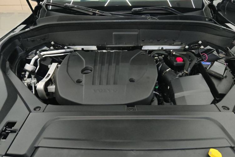 Used Volvo XC90 2023 B5 SmartDrive Luxury Edition 7 Seats Engine Bay