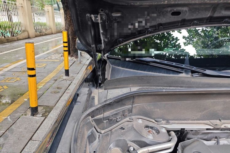 Used Volvo XC90 2023 B6 Zhiyi Luxury Edition 7-Seater Engine Bay Right
