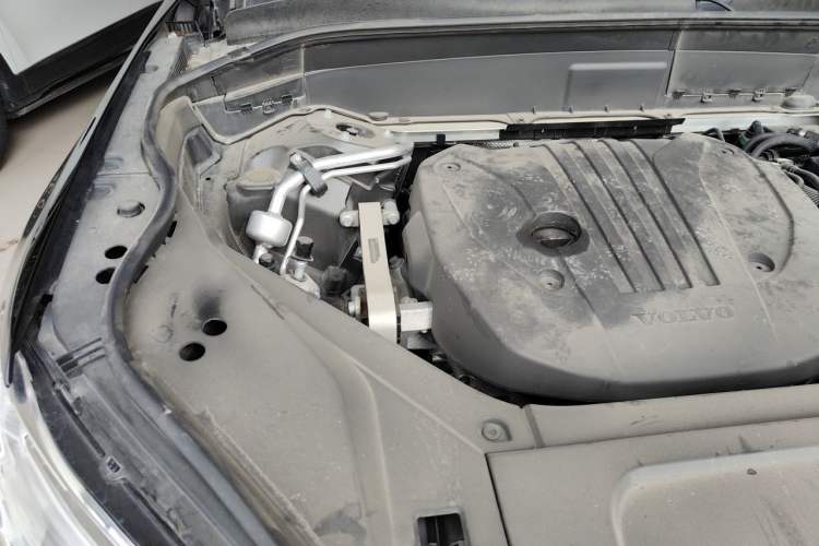 Used Volvo XC90 2023 B5 SmartDrive Luxury Edition 5 Seats Engine Bay Right
