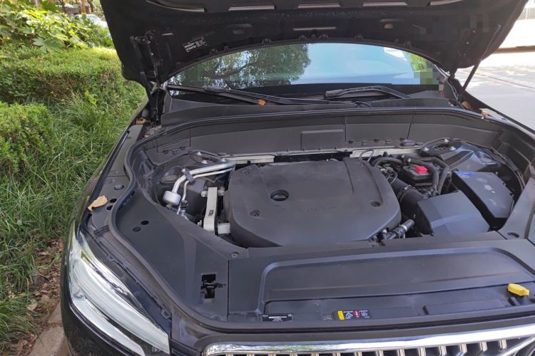 Used Volvo XC90 2023 B6 Zhiyi Luxury Edition 7-Seater Engine Bay Right