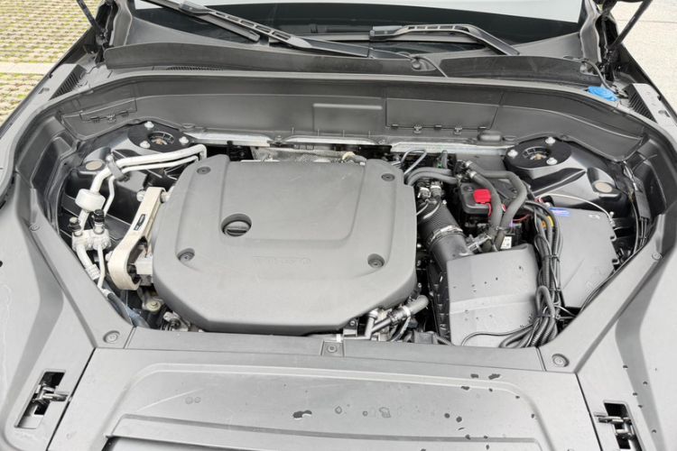 Used Volvo XC90 2023 B6 Zhiyi Luxury Edition 7-Seater Engine Bay