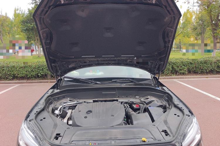Used Volvo XC90 2023 B5 SmartDrive Luxury Edition 5 Seats Engine Bay