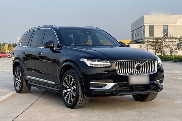 Used Volvo XC90 2023 B5 SmartDrive Luxury Edition 5 Seats Exterior 1