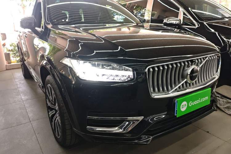 Used Volvo XC90 2023 B6 Zhiyi Luxury Edition 7-Seater Exterior 2