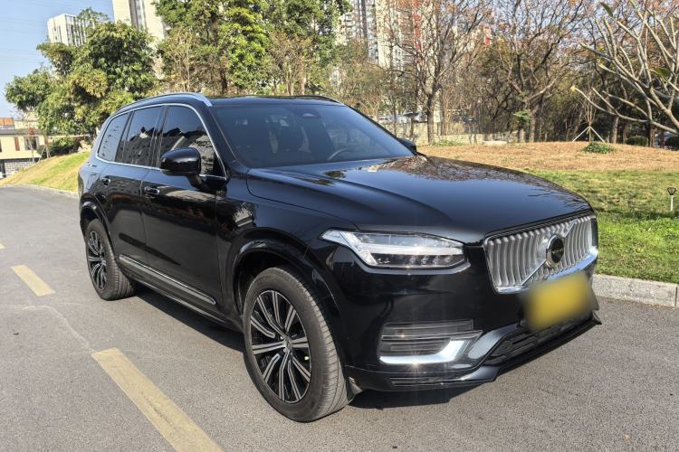Used Volvo XC90 2023 B5 SmartDrive Luxury Edition 5 Seats Exterior 2