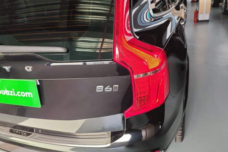 Used Volvo XC90 2023 B6 Zhiyi Luxury Edition 7-Seater Exterior 3