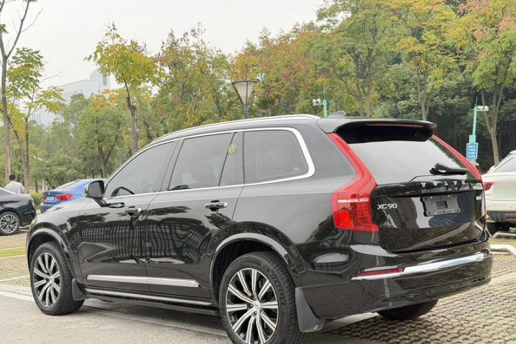 Used Volvo XC90 2023 B6 Zhiyi Luxury Edition 7-Seater Exterior 3