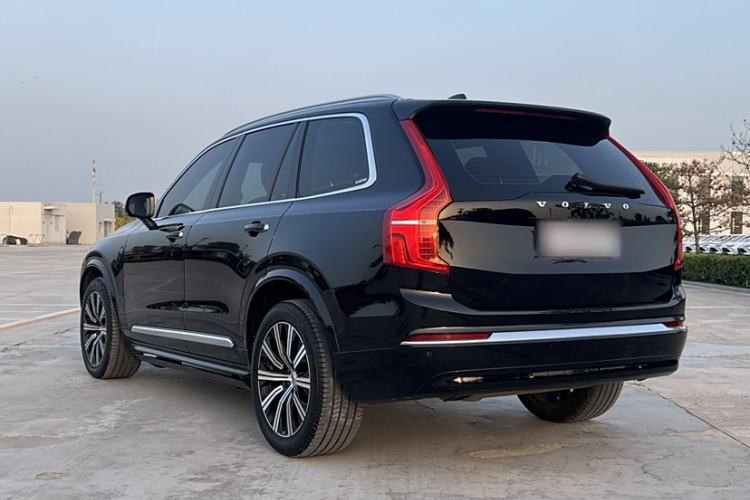Used Volvo XC90 2023 B5 SmartDrive Luxury Edition 5 Seats Exterior 3